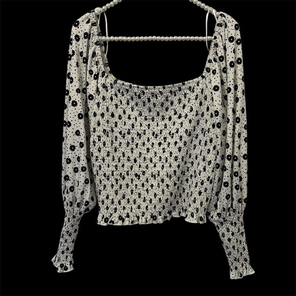 Mi Ami Womens Smocked Cropped Fairy Coquette Top XL Black White Dainty Stretch